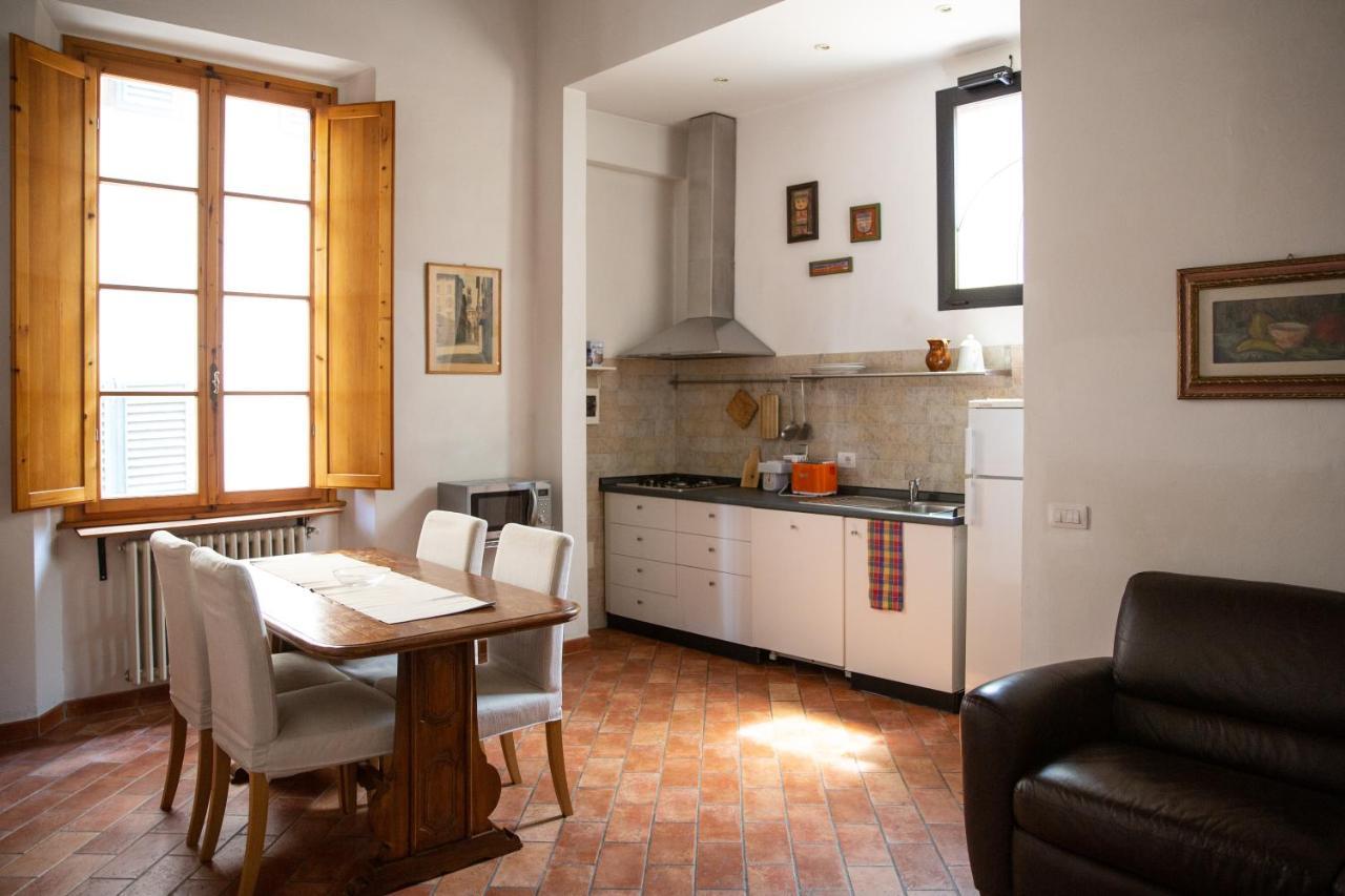Lovely One Bedroom Apartment Nearby Ponte Vecchio Florenz Exterior foto